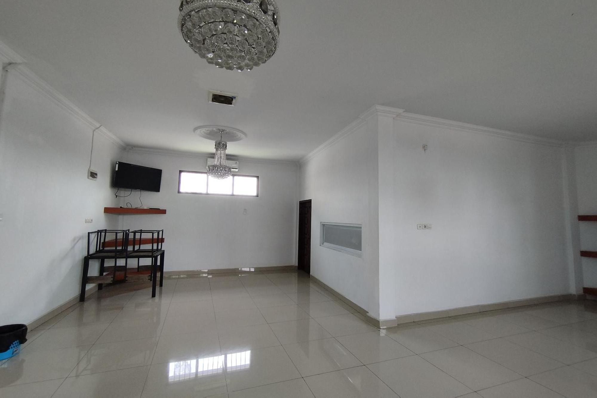Rich Guesthouse Jambi Exterior photo